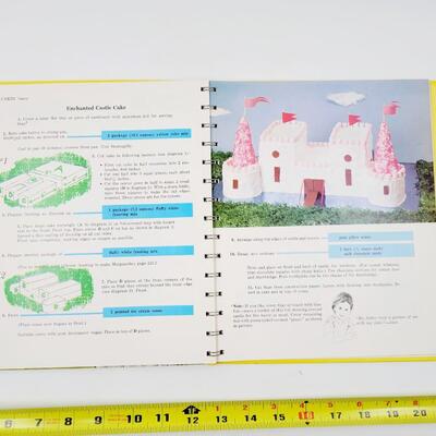 1950 BETTER HOMES & GARDEN STORYBOOK