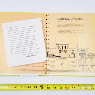 1950 BETTER HOMES & GARDEN STORYBOOK