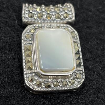 STERLING 925 & MOTHER OF PEARL STUDDED PENDANT