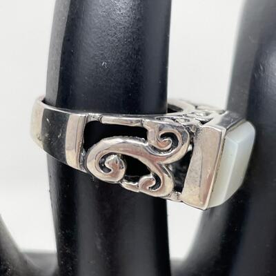 STERLING 925 & MOTHER OF PEARL ORNATE RING FROM THAILAND - SIZE 6