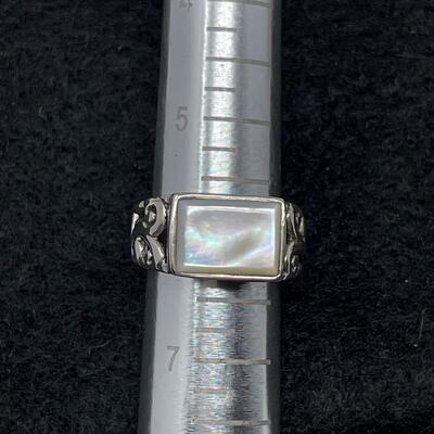 STERLING 925 & MOTHER OF PEARL ORNATE RING FROM THAILAND - SIZE 6