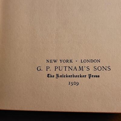 Lot 153: (2) Antique/Vintage Hardback Books