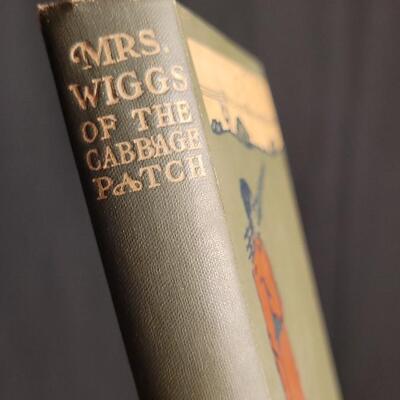 Lot 153: (2) Antique/Vintage Hardback Books