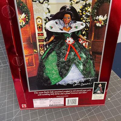 Happy Holidays Barbie Special Edition 1995 A 228