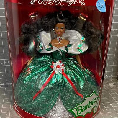 Happy Holidays Barbie Special Edition 1995 c 230