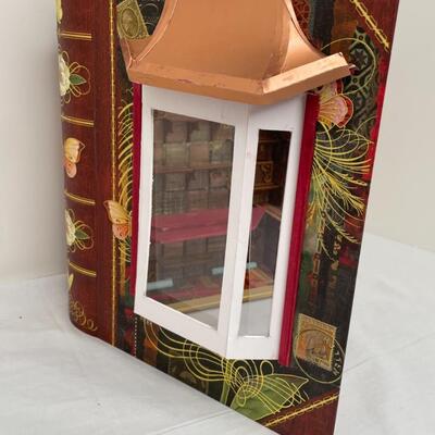 Miniature Diorama store front