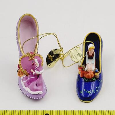 BRADFORD EXCHANGE DISNEY ONCE UPON A TIME SLIPPERS "BELL & CINDERELLA" ORNAMENTS