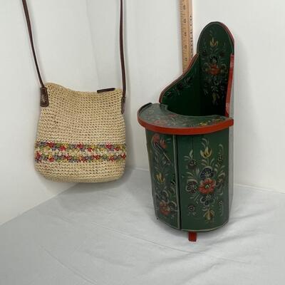 Green box, purse