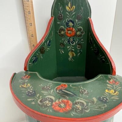 Green box, purse