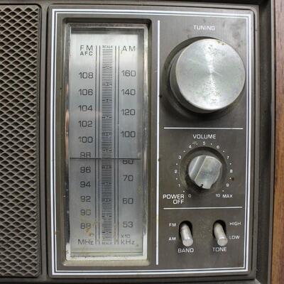 Vintage Made in Japan Panasonic AM/FM Radio
