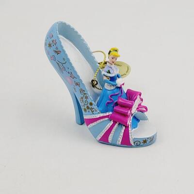 BRADFORD EXCHANGE DISNEY ONCE UPON A TIME SLIPPERS "CINDERELLA & JASMINE" ORNAMENTS