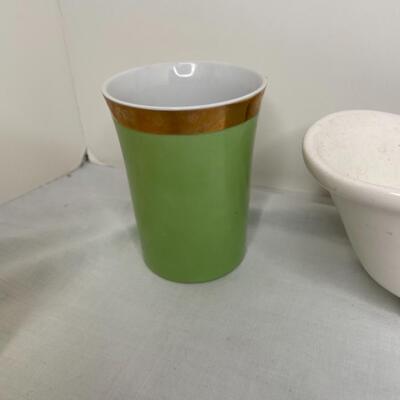 Bathroom items and brass Priest brass miniature