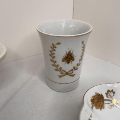 Bathroom items and brass Priest brass miniature
