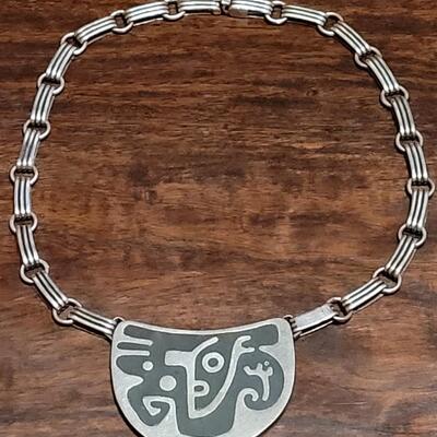 Lot 158: Stunning Vintage LOS CASTILLO TAXCO Necklace from the "ONIX NEGRO" Collection