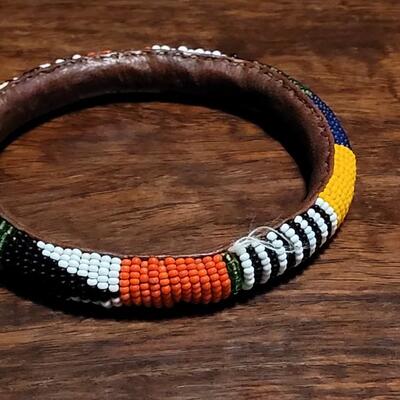 Lot 161: Native American Hand Beaded Bangle Bracelet