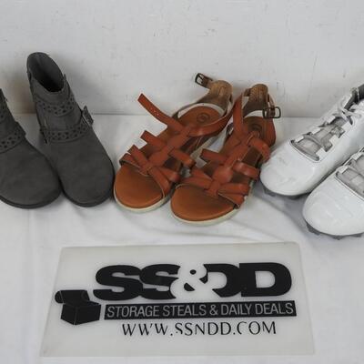 3 Pairs of Women's Shoes: Size 2-3, Boots, Sandals, Cleats