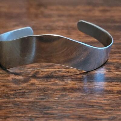 Lot 167: Sterling Silver Cuff Bracelet