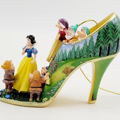 BRADFORD EXCHANGE DISNEY ONCE UPON A TIME SLIPPERS "CINDERELLA & SNOW WHITE" ORNAMENTS