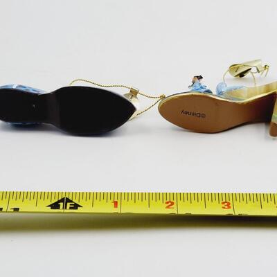 BRADFORD EXCHANGE DISNEY ONCE UPON A TIME SLIPPERS " TIANA & POCAHONTAS" ORNAMENTS