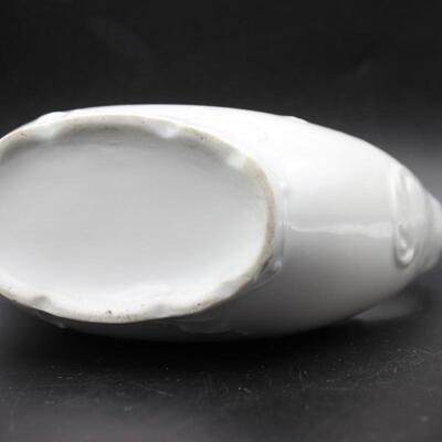 Vintage White Ceramic Decorative Gravy Sauce Boat