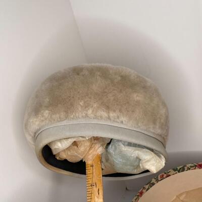 Vintage White/Ivory Mink Hat