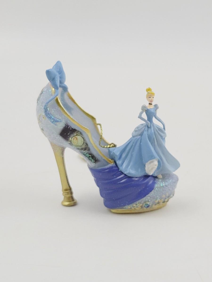 BRADFORD EXCHANGE DISNEY ONCE UPON A TIME SLIPPERS