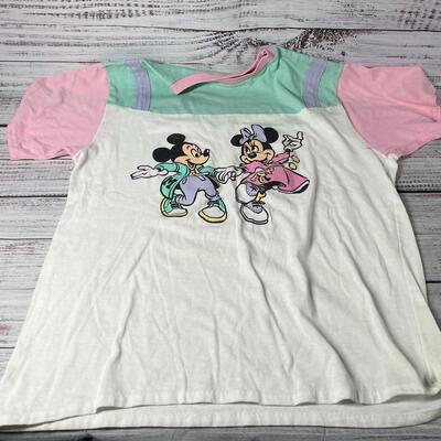 Vintage Retro Minnie and Mickey Disney X-Large Shirt