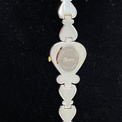 GENEVA SILVER & GOLD TONED QUARTZ HEART WATCH - WORKS!