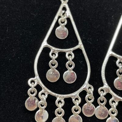 SILVER TONED TEARDROP DANGLY EARRINGS