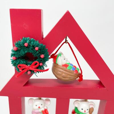 AVON â€œA MERRY LITTLE CHRISTMASâ€ MOUSE HOUSE DECOR