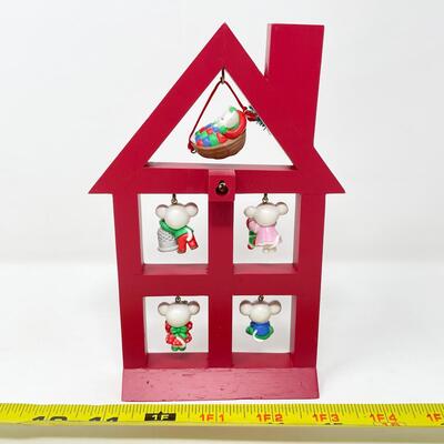 AVON â€œA MERRY LITTLE CHRISTMASâ€ MOUSE HOUSE DECOR