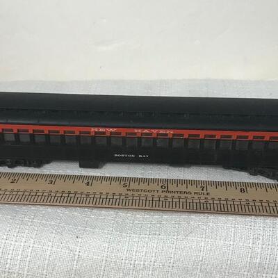 Lot 8: Trio Of Vintage HO Rivarossi Train Cars