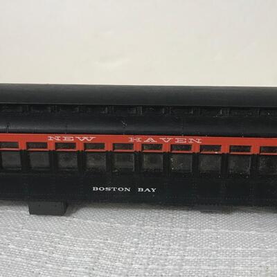 Lot 8: Trio Of Vintage HO Rivarossi Train Cars