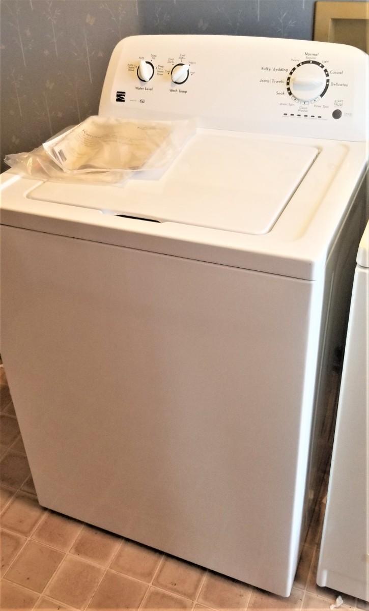 Lot 139 Kenmore Top Load High Efficiency Washer like new