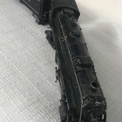 Lot 13: Vintage Mantua HO Union Pacific Locomotive Model Train