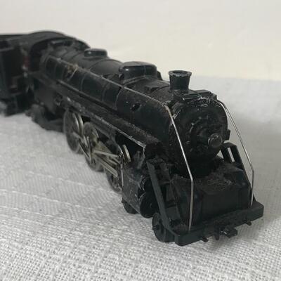 Lot 13: Vintage Mantua HO Union Pacific Locomotive Model Train