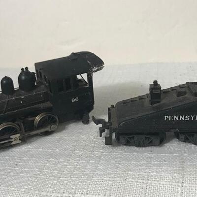 Lot 14: Locomotive & Coal Wagon Pennsylvania #96 Made In Yugoslavia N Scale
