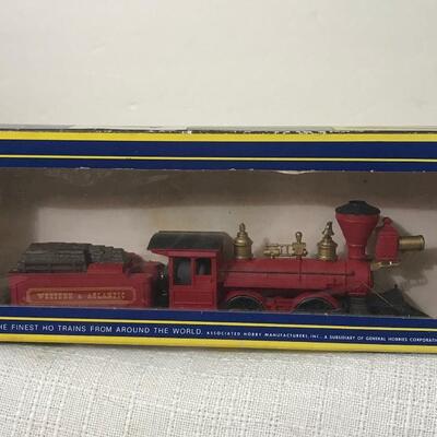 Lot 15: Vintage Rivarossi HO Western & Atlantic Locomotive 2-4-0 Bowker W/ Box