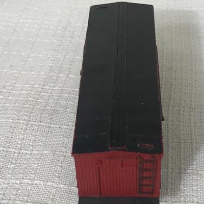 Lot 16: Pair Of Vintage Mantua Train Cars