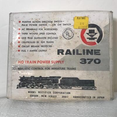 Lot 19: Railine 370 HO Train Power Supply
