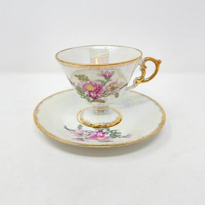 VINTAGE ARDCO LUSTERWARE TEACUP & SAUCER - â€œNOVEMBER CHRYSANTHEMUMâ€
