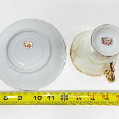 VINTAGE UCAGCO PINK THISTLE LUSTERWARE TEACUP & SAUCER