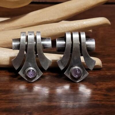 Lot 172: Pre-1948 Mexican Sterling & Amethyst Screwback Earrings