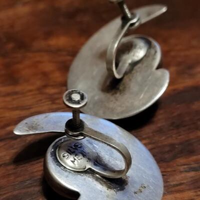 Lot 173: Pre-1948 Mexican Sterling and Green Lapis Screwback Earrings