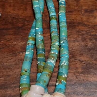 Lot 180: Santo Domingo Heishi 5" Jacla and Liquid Silver Earrings