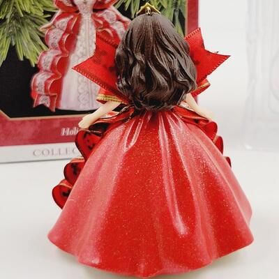 HALLMARK KEEPSAKE HOLIDAY BARBIE - COLLECTORS SERIES