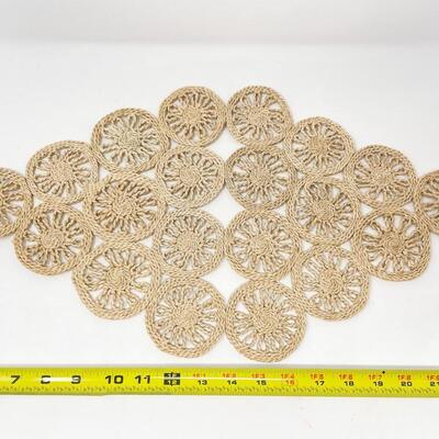 VINTAGE JUTE DIAMOND-SHAPED PLACEMAT