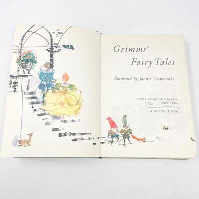 *1ST EDITION * 1962 â€œGRIMMâ€™S FAIRY TALESâ€ HARDBACK BOOK - ILLUSTRATED BY JANUSZ GRABIANSKI