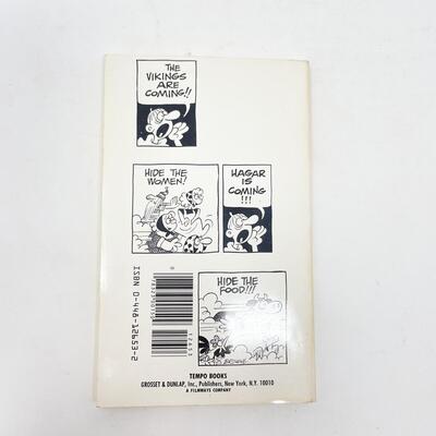 1978 â€œHAGAR THE HORRIBLE: BORN LEADERâ€ BY DIK BROWNE CARTOON BOOK