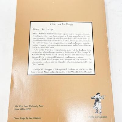 â€œOHIO AND ITS PEOPLEâ€ BY GEORGE W. KNEPPER LARGE PAPERBACK BOOK